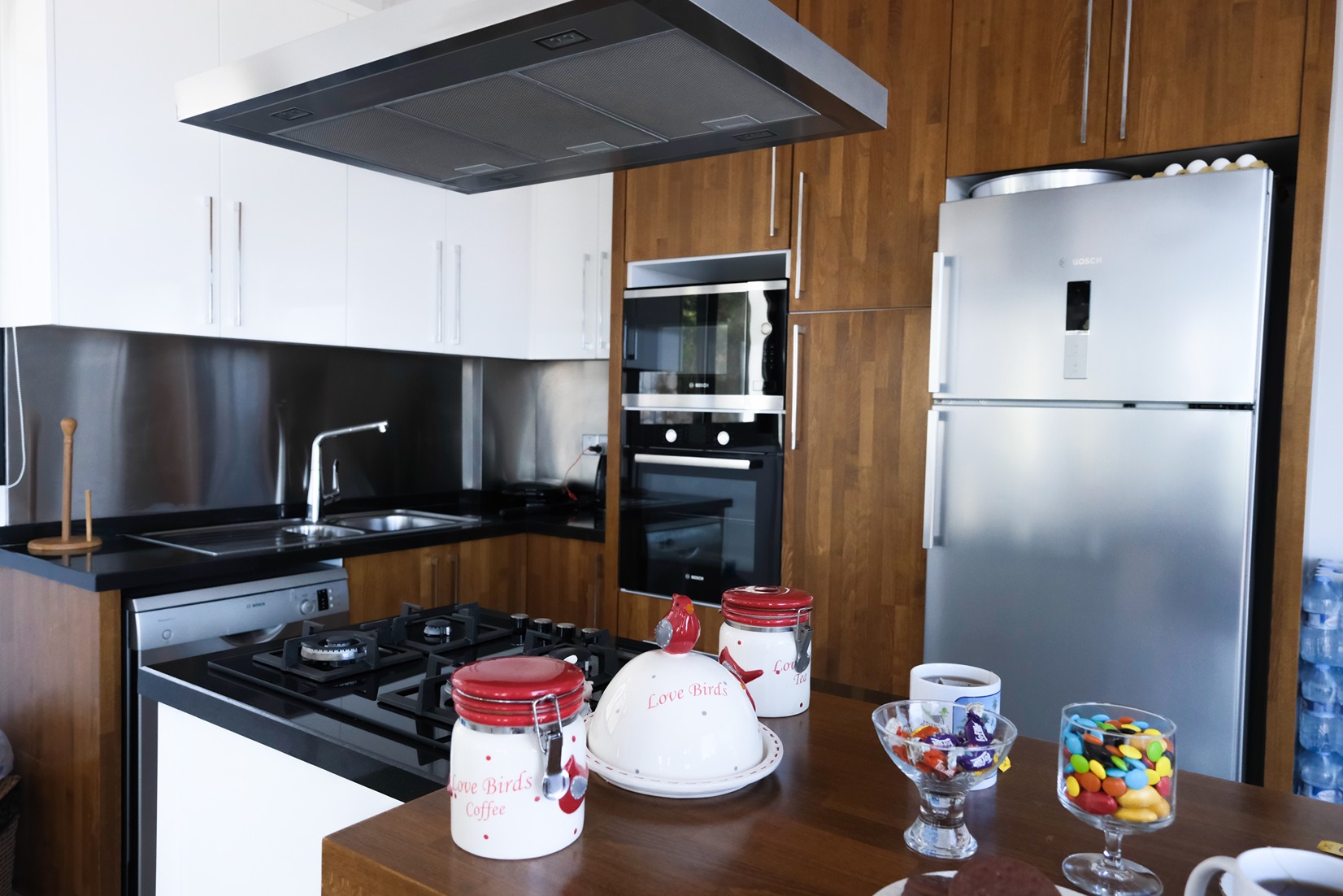 Beachfront-apartment-in-Cyprus (7)