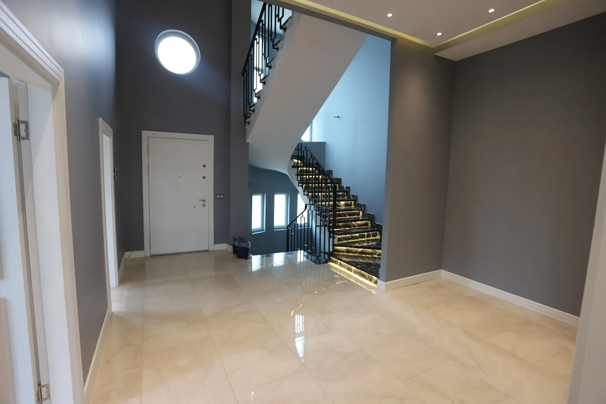 big-villa-in-marina (4)