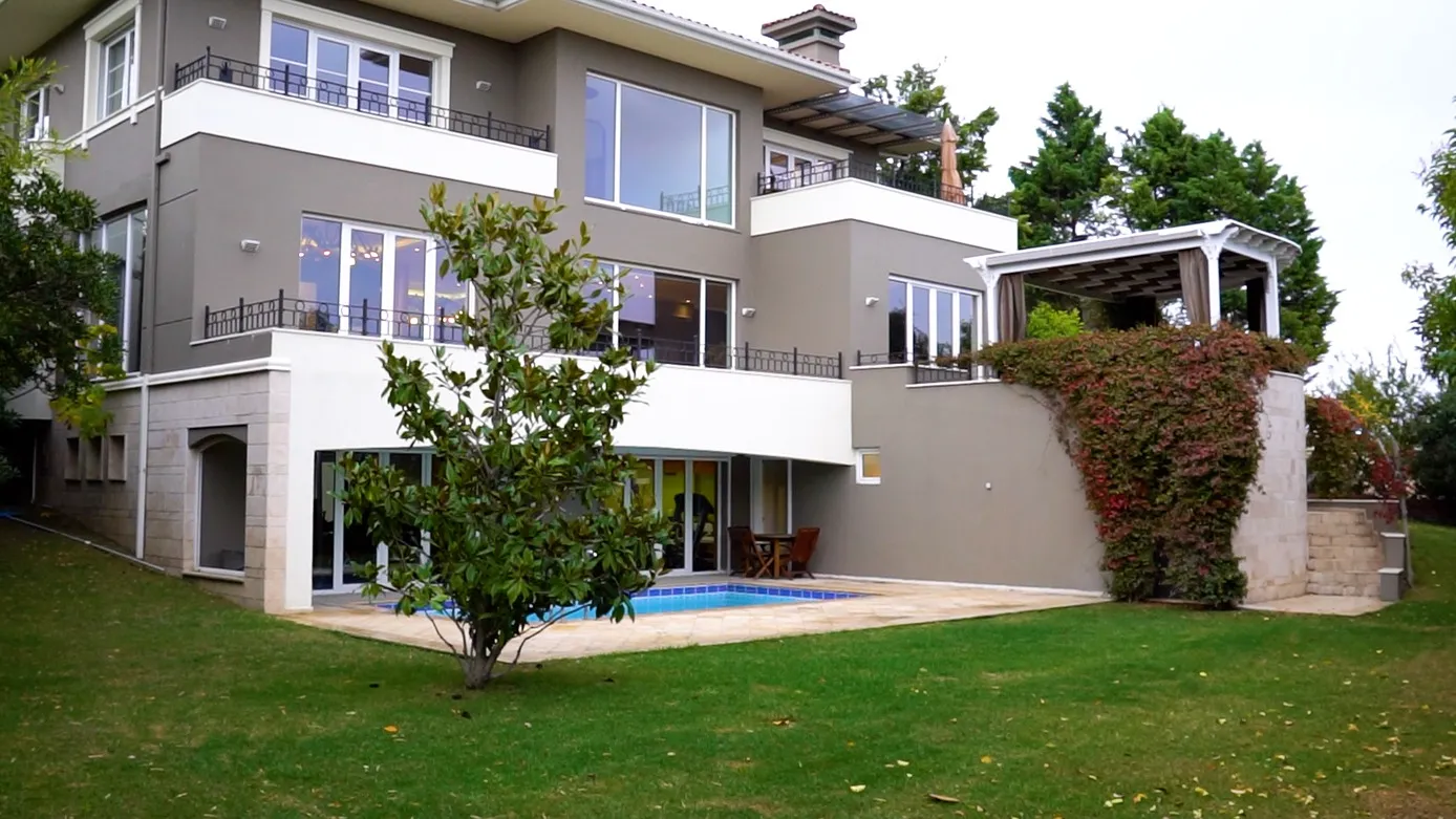 luxury-villa (3)