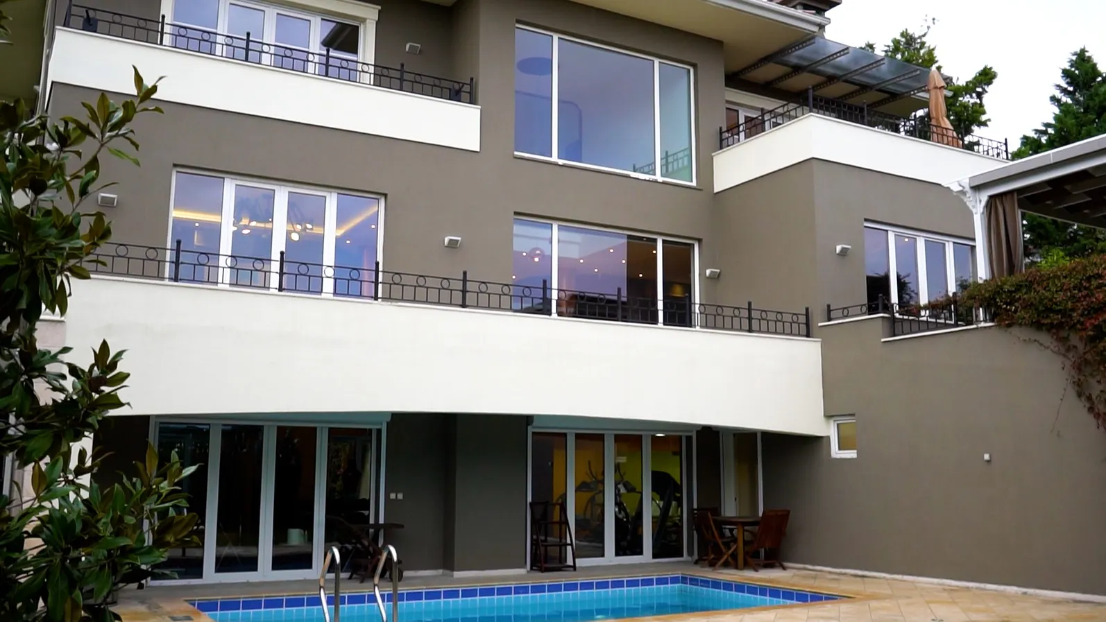 luxury-villa (7)