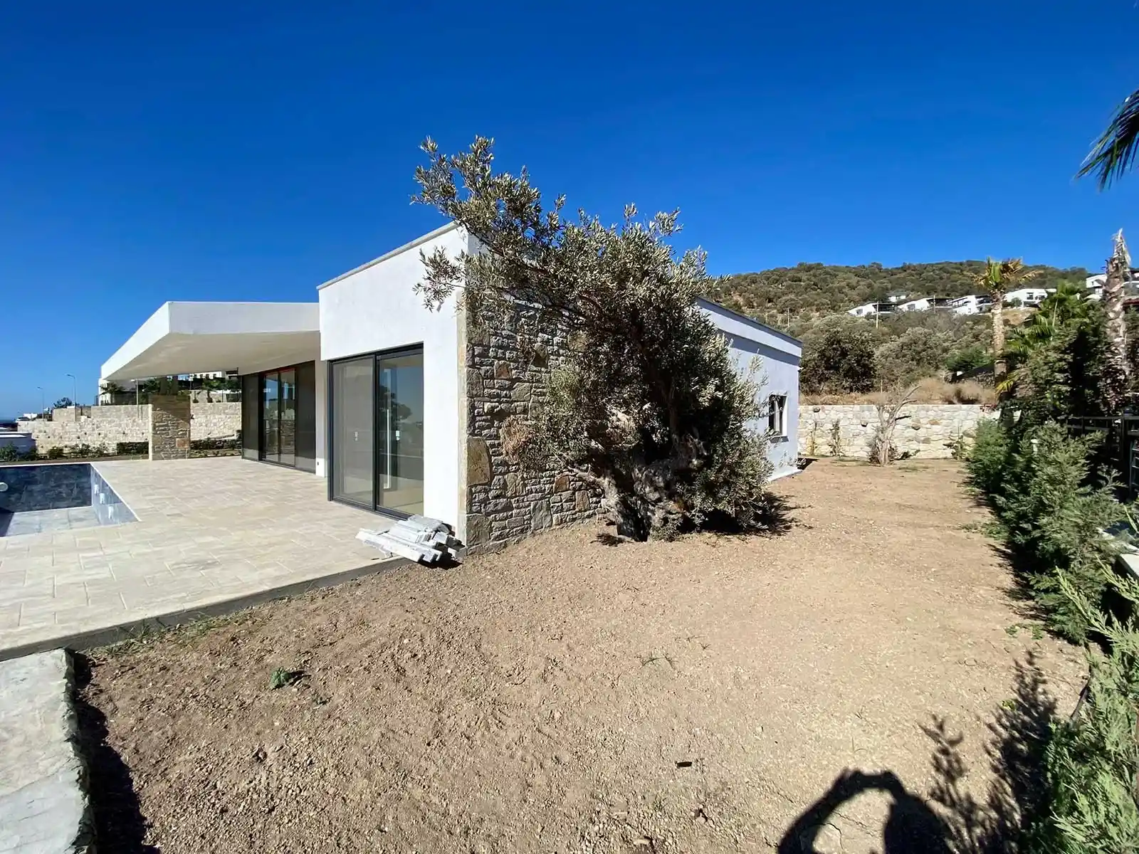 Buying-a-villa-facing-the-sea-in-Bodrum (4)