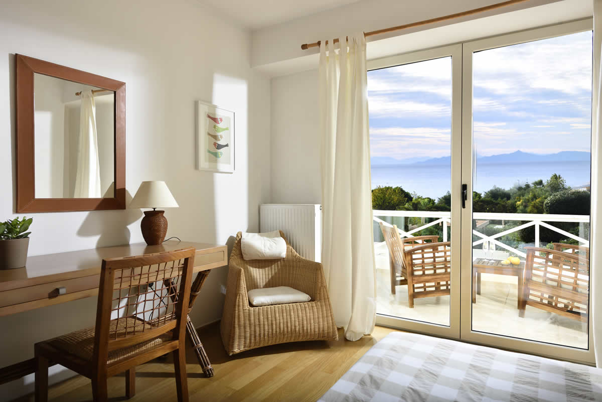 Buying-a-luxury villa-in-Athens, Greece (16)