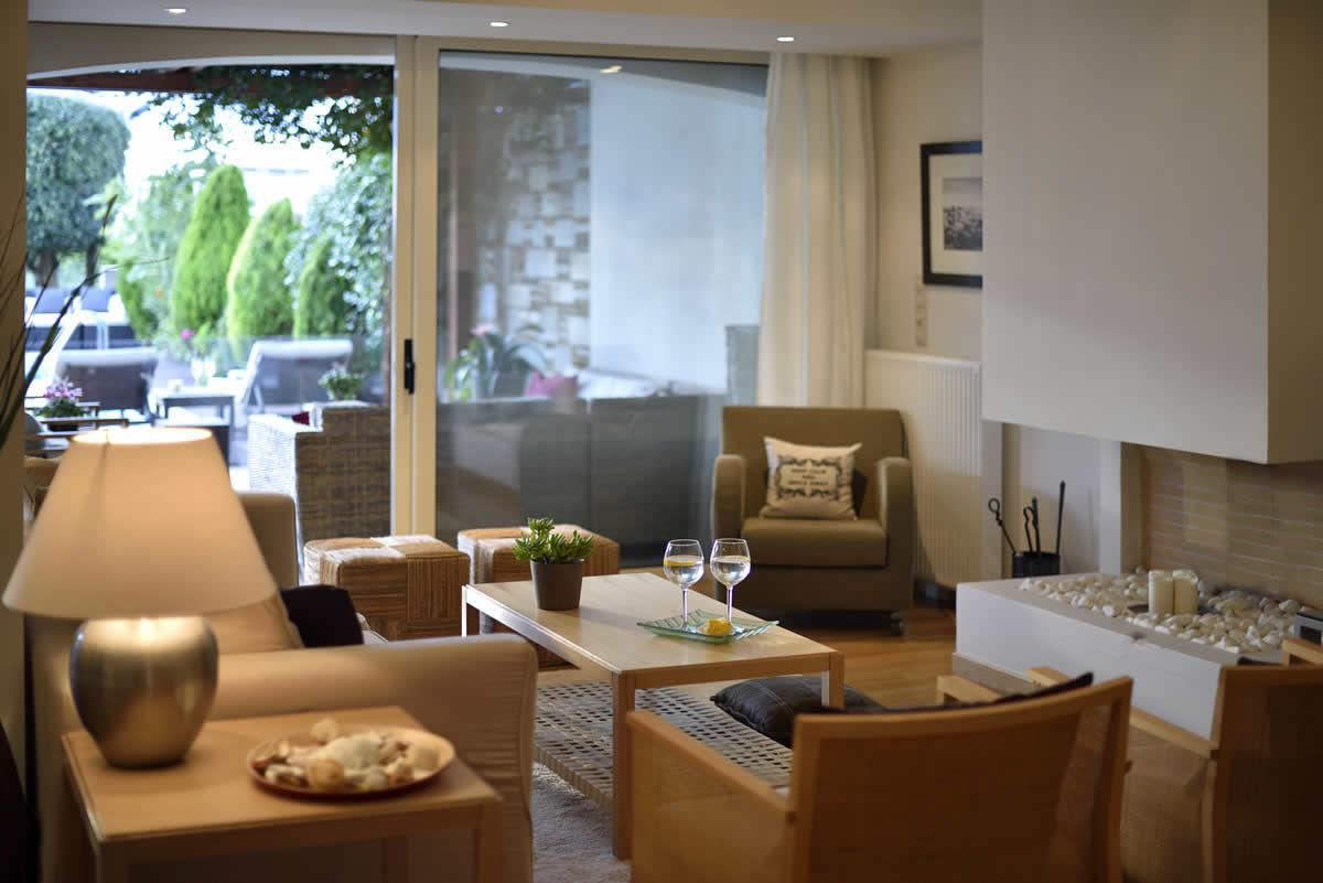 Buying-a-luxury villa-in-Athens, Greece (6)