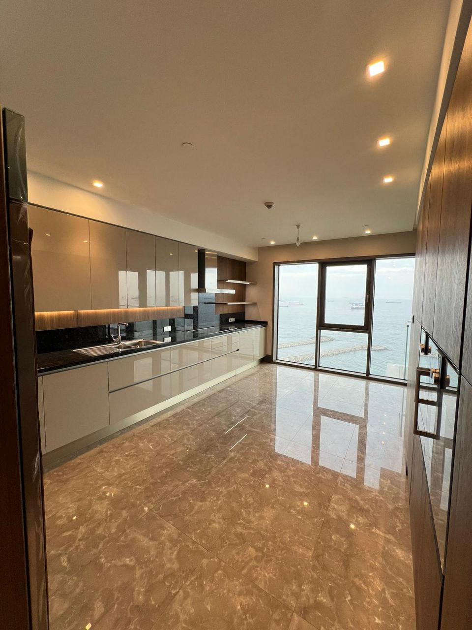 Duplex penthouse in Istanbul (2)